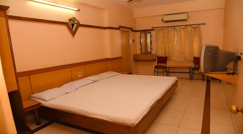 Hotel Vishnu Residency วิสาขปัตนัม ภายนอก รูปภาพ